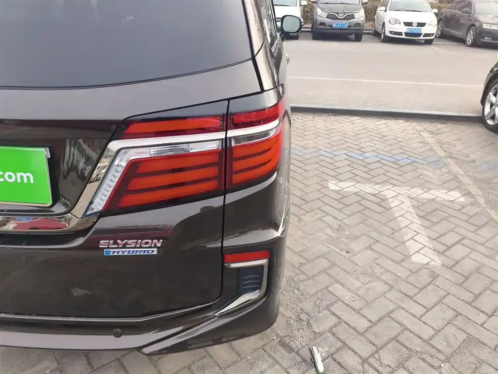 Honda Elysion 2021 из CN, фото 10