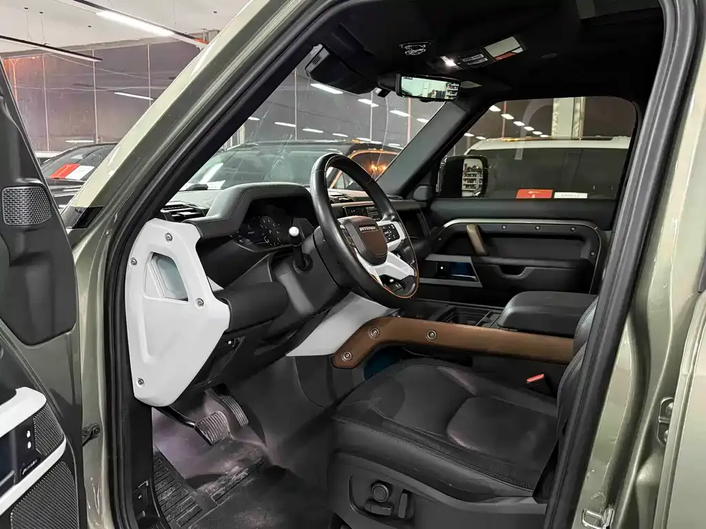 Land Rover Defender 2023 из CN, фото 6
