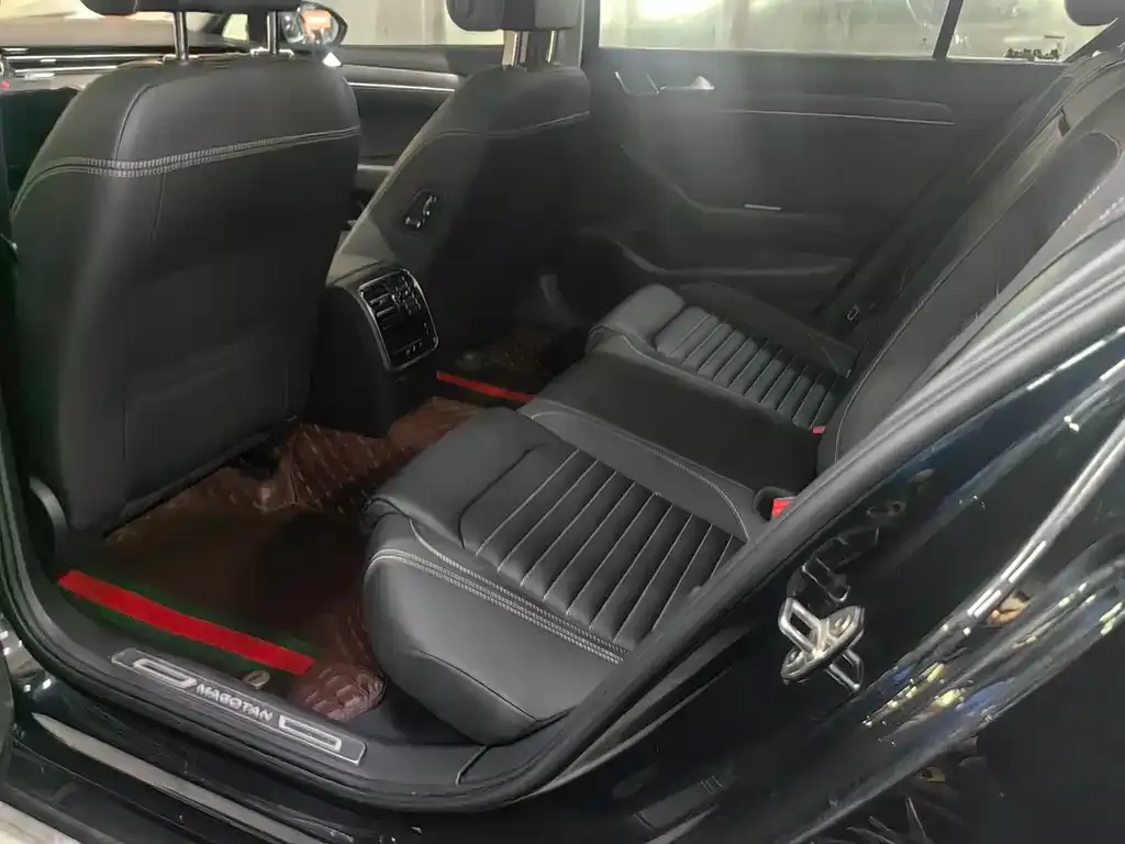 Volkswagen Magotan 2021 из CN, фото 4