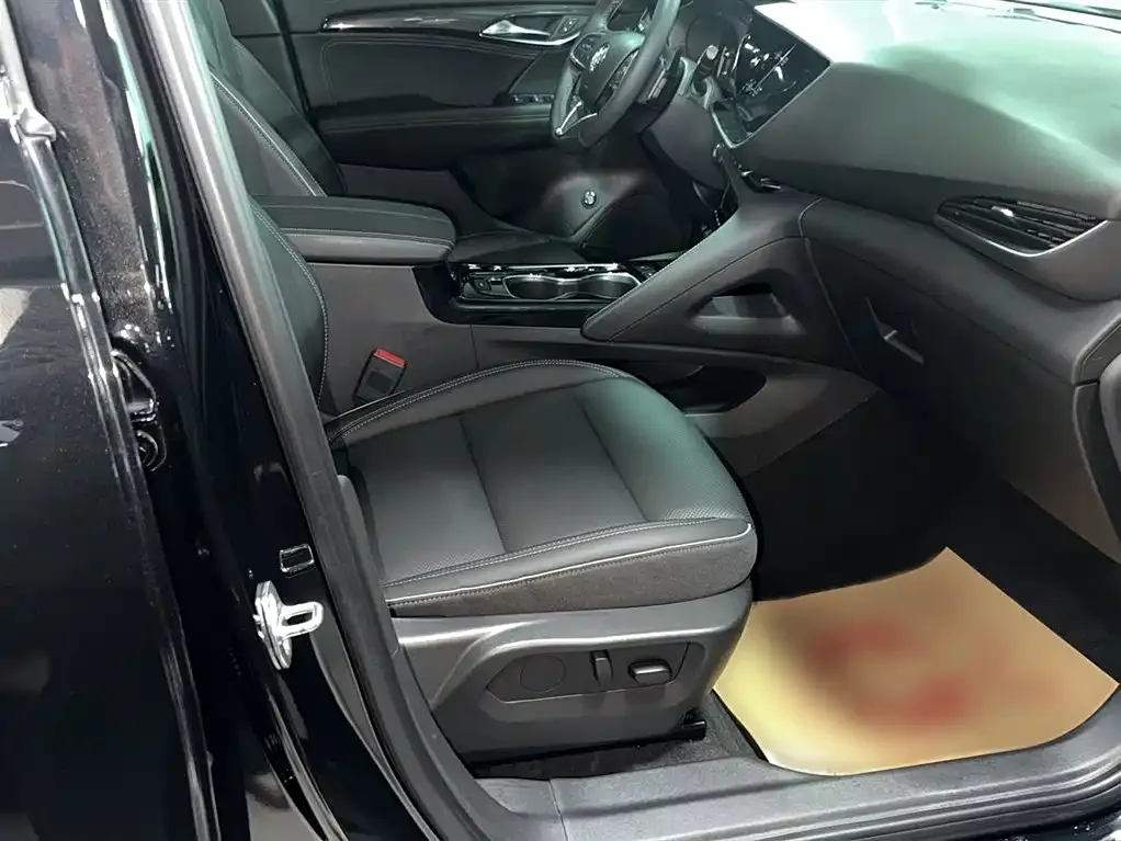 Buick Envision Plus 2023 из CN, фото 4