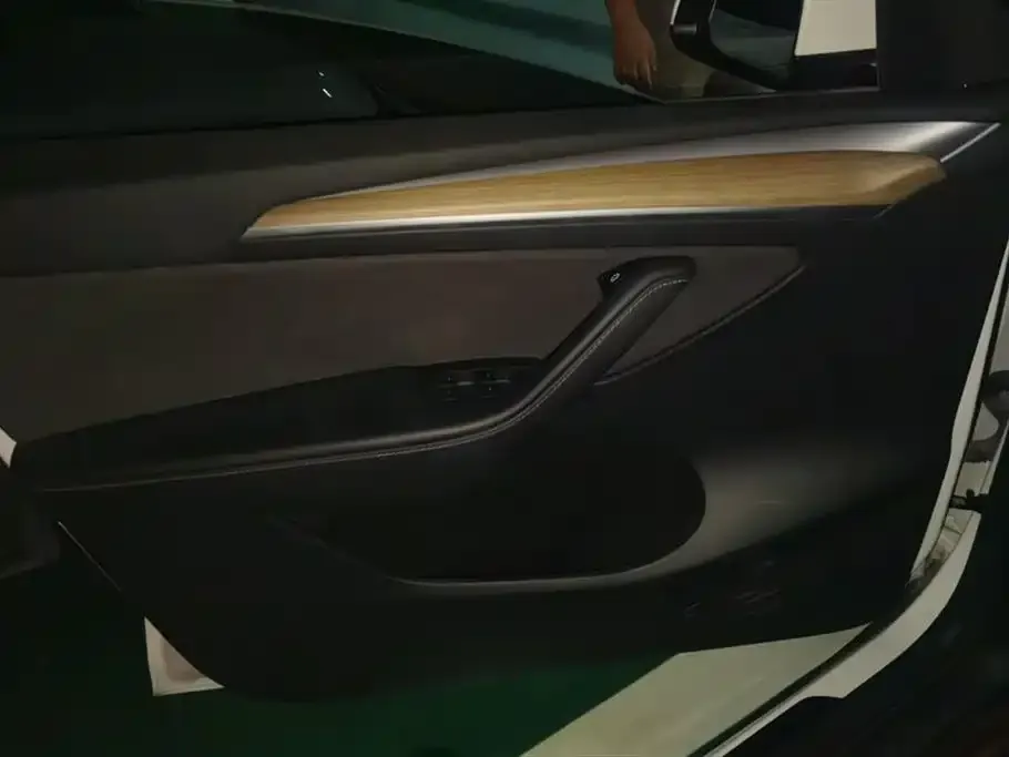 Tesla Model Y 2021 из CN, фото 2