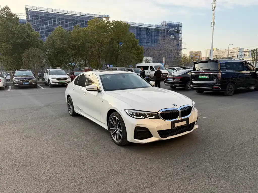 BMW 3 Series 2023 из CN, фото 5