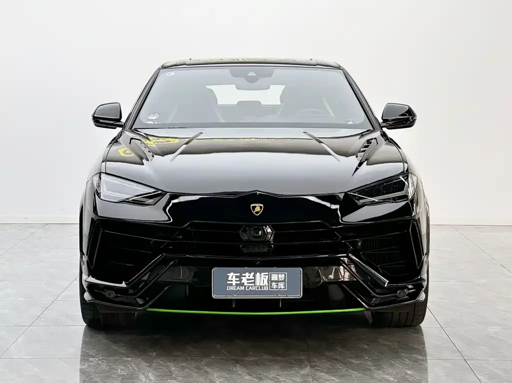 Lamborghini Urus 2023 из CN, фото 2