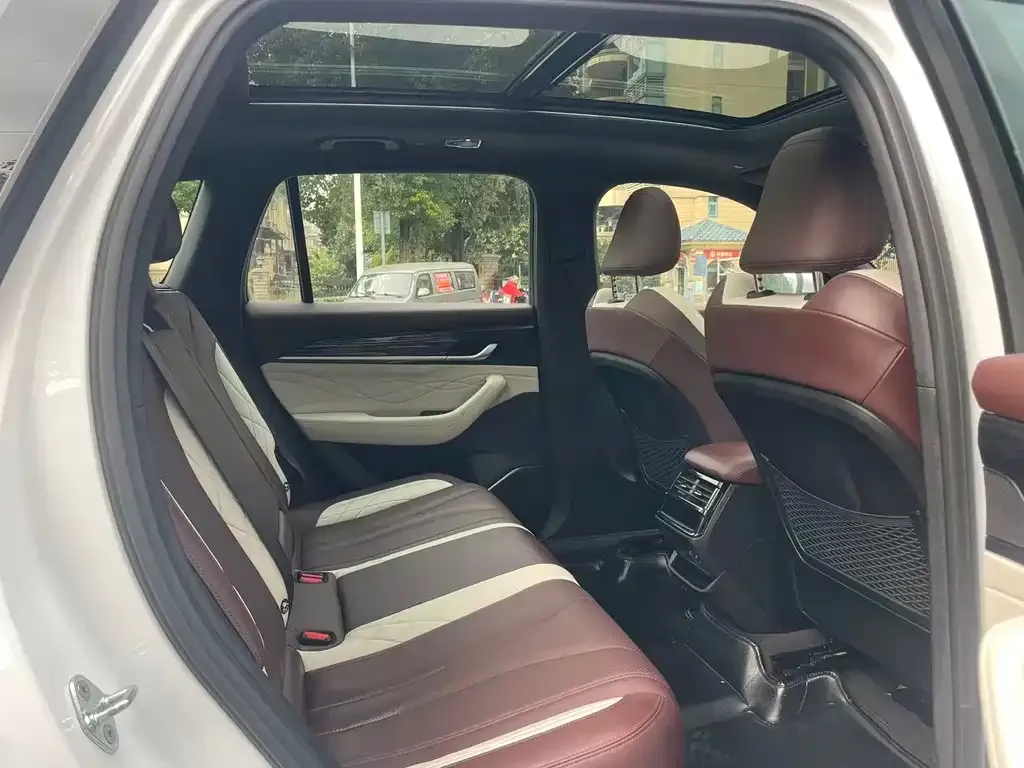 Geely Xingyue L 2022 из CN, фото 7