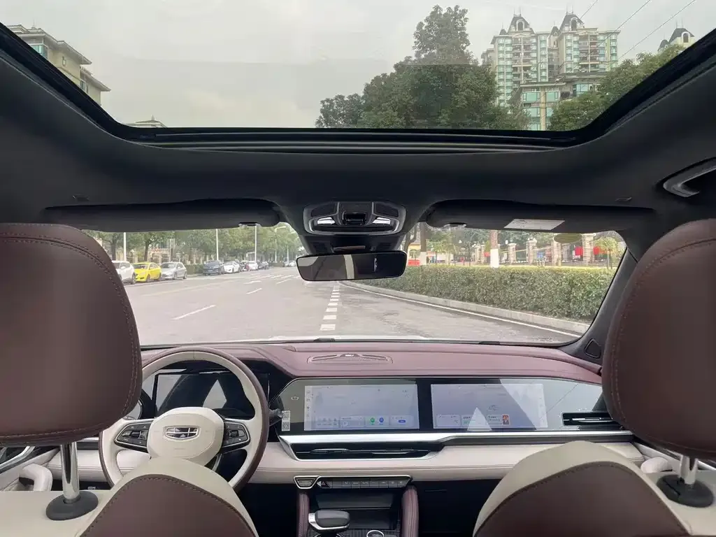 Geely Xingyue L 2022 из CN, фото 2