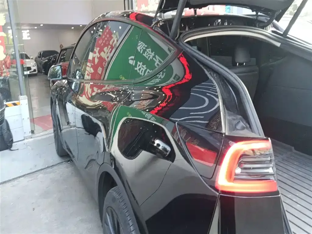 Tesla Model Y 2022 из CN, фото 7