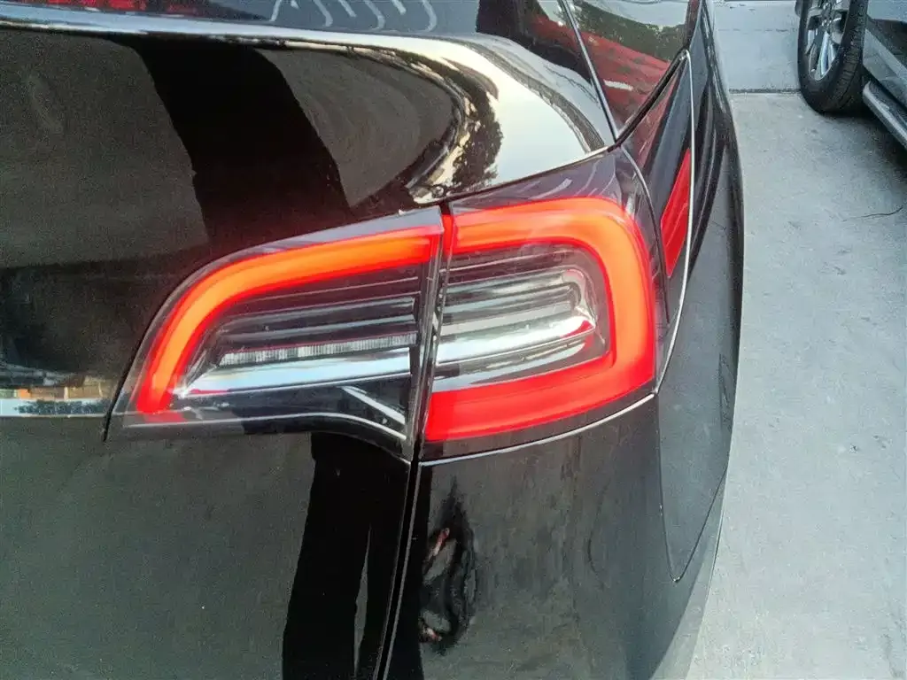 Tesla Model Y 2022 из CN, фото 6