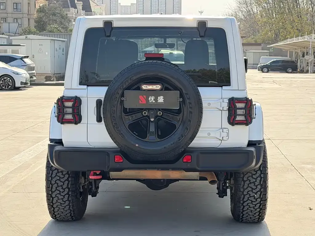 Jeep Wrangler 2022 из CN, фото 9