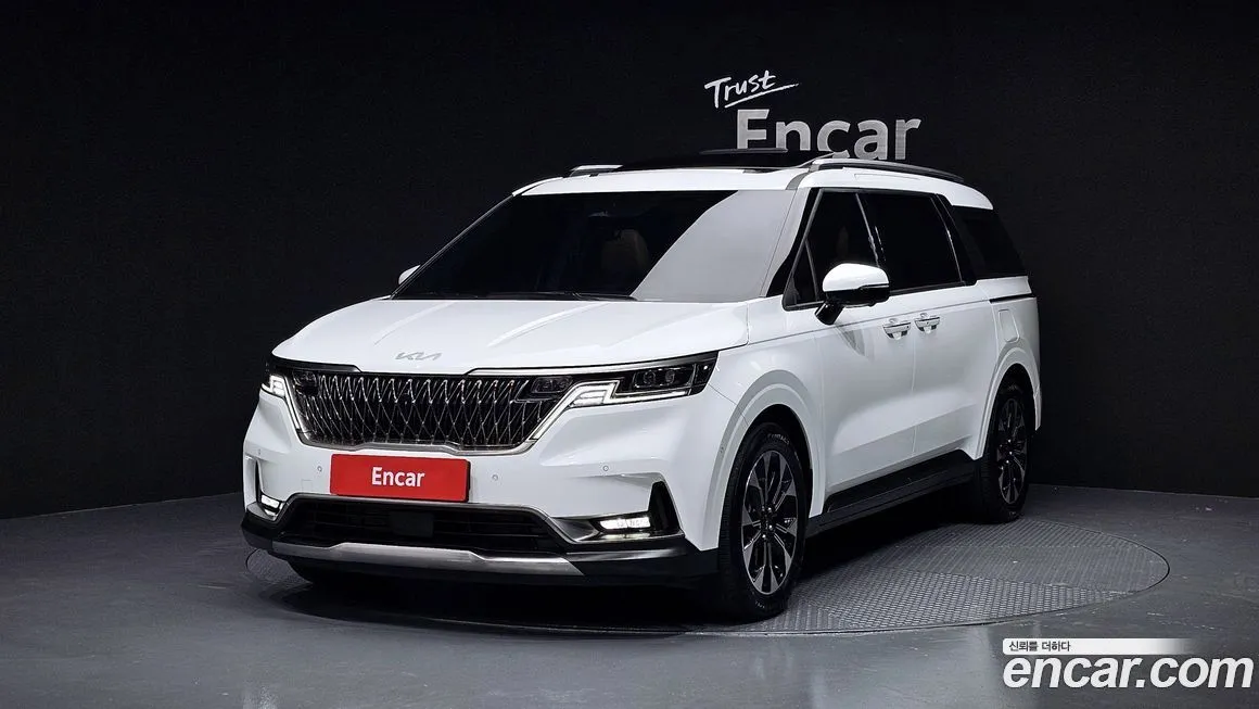 Kia Carnival 2023 из KR, фото 1