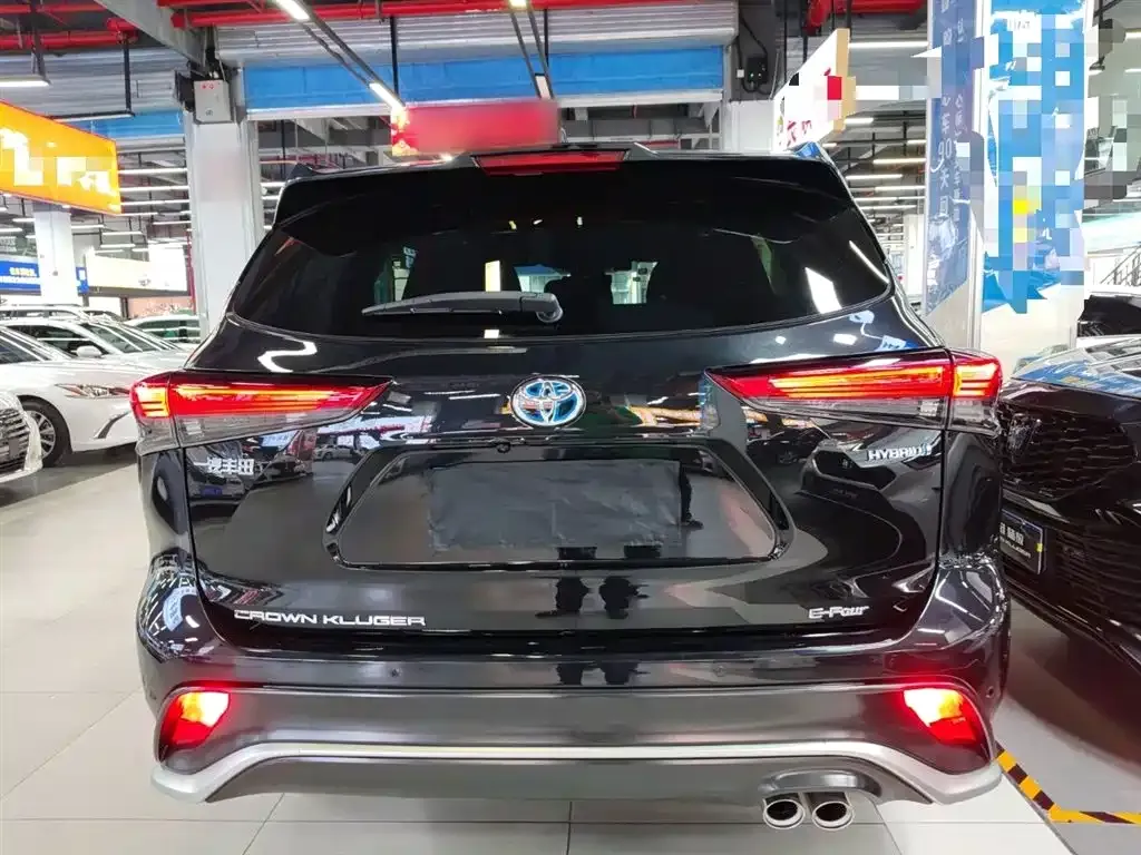 Toyota Crown Kluger 2022 из CN, фото 5