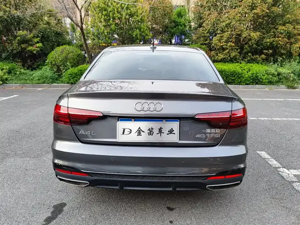 Audi A4L 2022 из CN, фото 8