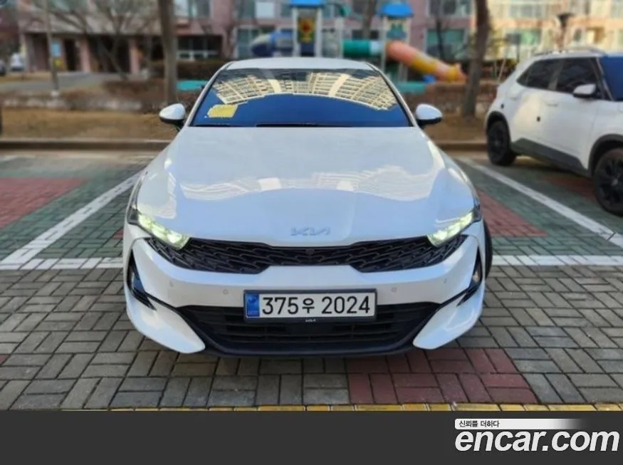 Kia K5 — фото 1