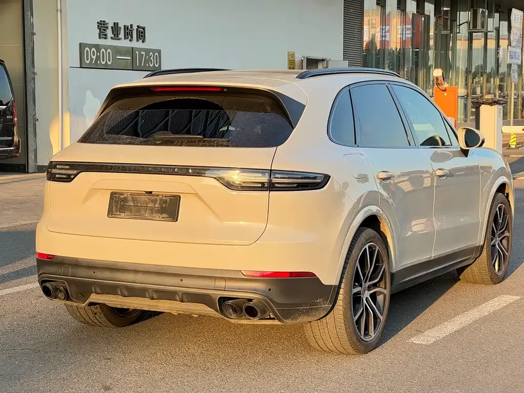 Porsche Cayenne 2023 из CN, фото 10