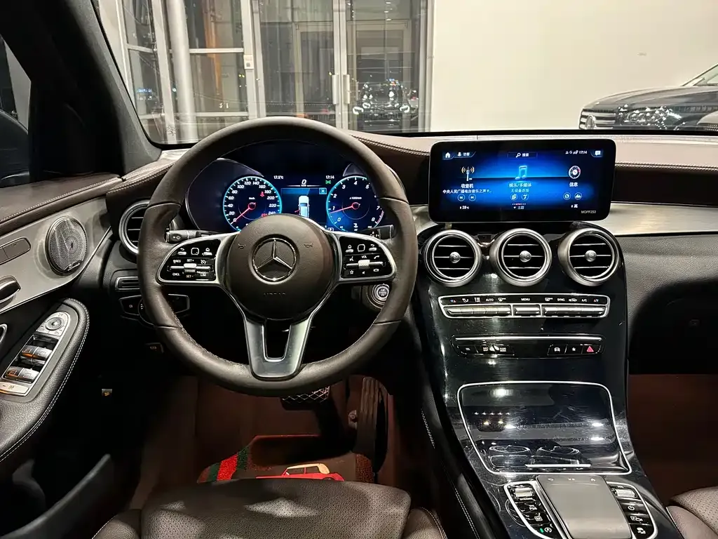 Mercedes-Benz GLC 2022 из CN, фото 8