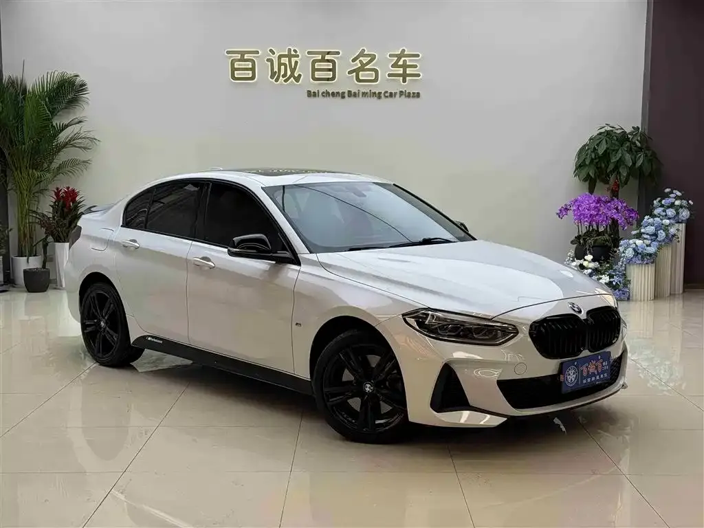 BMW 1 Series 2021 из CN, фото 9