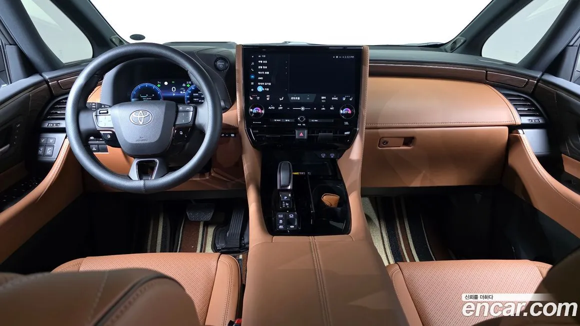 Toyota Alphard — фото 3