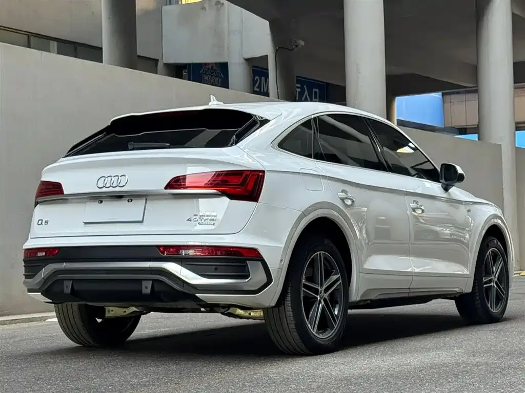 Audi Q5L Sportback 2021 из CN, фото 8