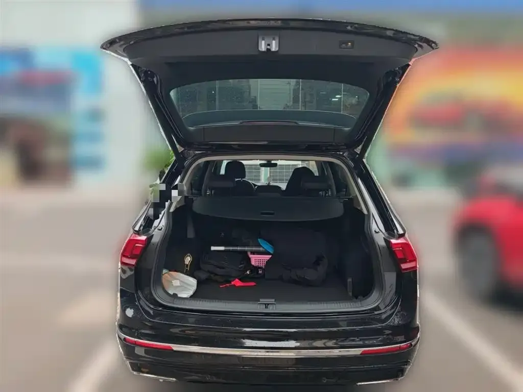 Volkswagen Tiguan L 2021 из CN, фото 8