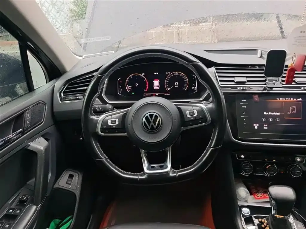 Volkswagen Tiguan L 2021 из CN, фото 10
