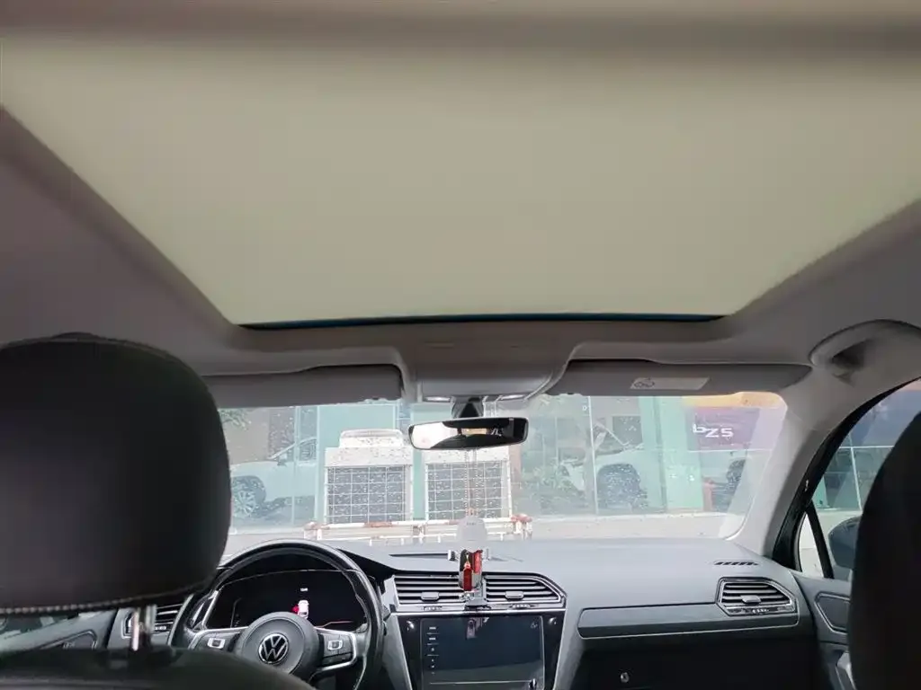 Volkswagen Tiguan L 2021 из CN, фото 4