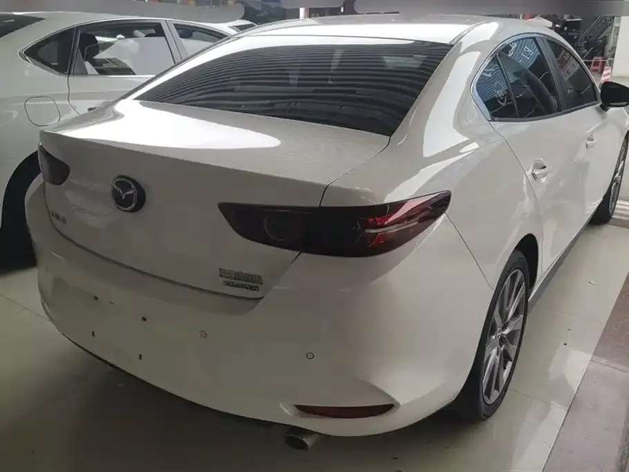 Mazda 3 Axela 2021 из CN, фото 3