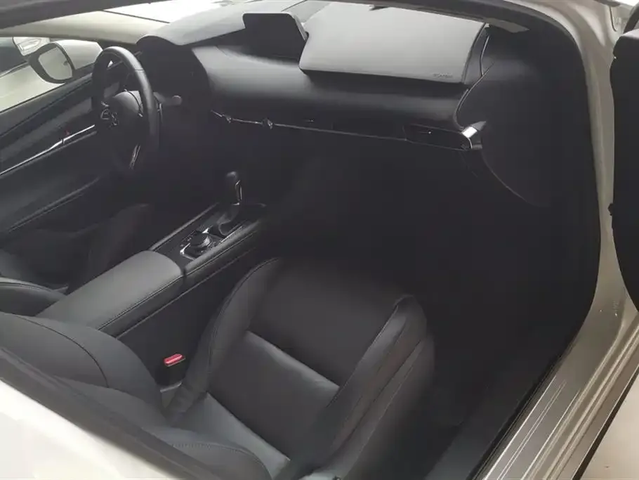 Mazda 3 Axela 2021 из CN, фото 8