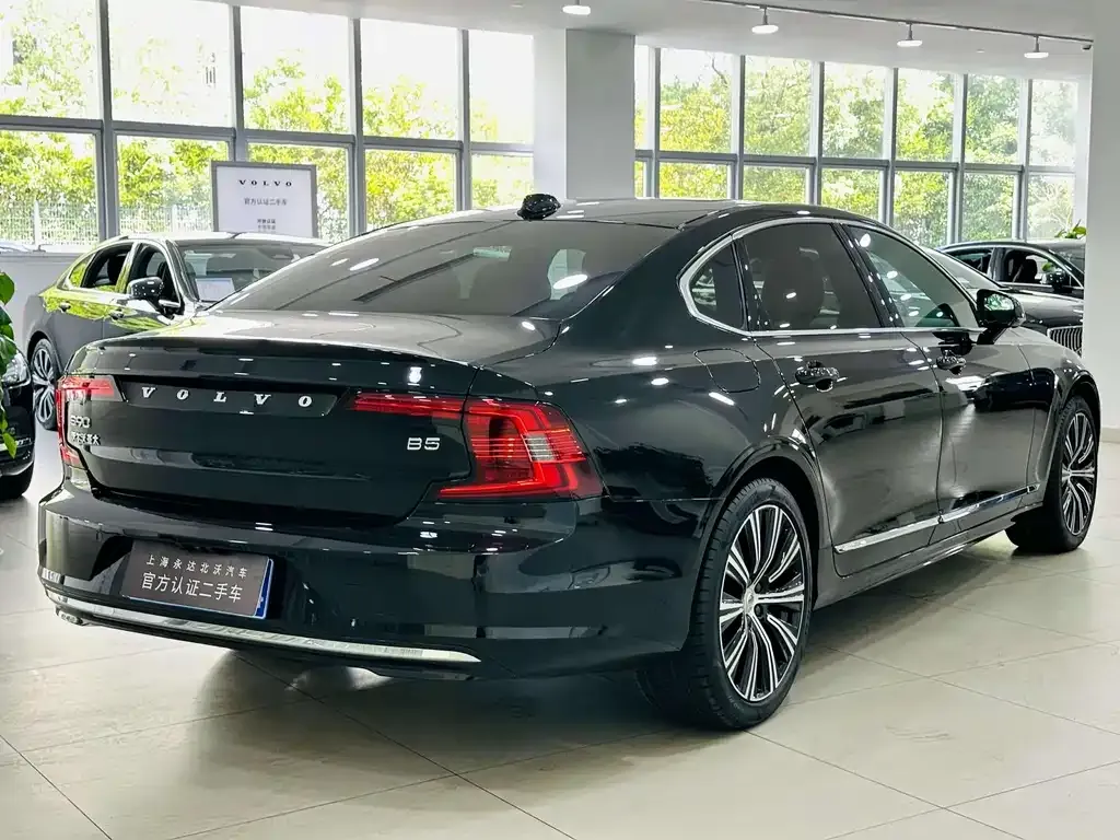 Volvo S90 2023 из CN, фото 10