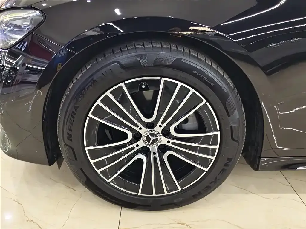 Mercedes-Benz E-Class 2024 из CN, фото 8
