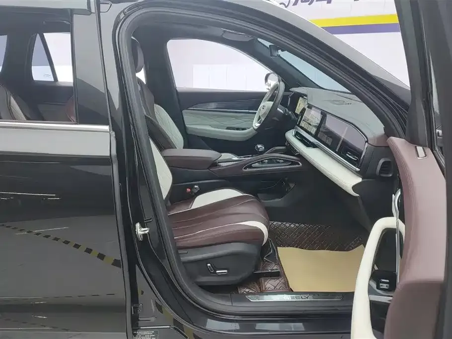 Geely Xingyue L 2023 из CN, фото 5