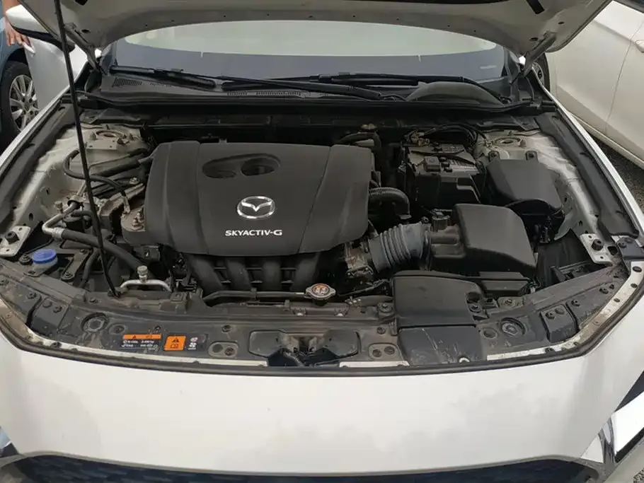 Mazda 3 Axela 2023 из CN, фото 8