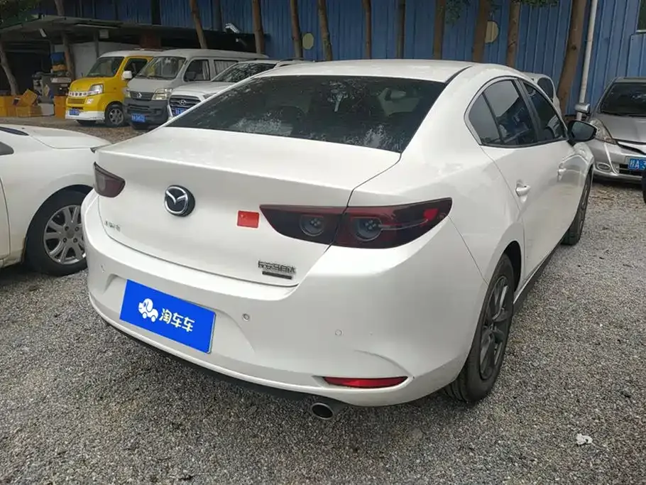 Mazda 3 Axela 2023 из CN, фото 7