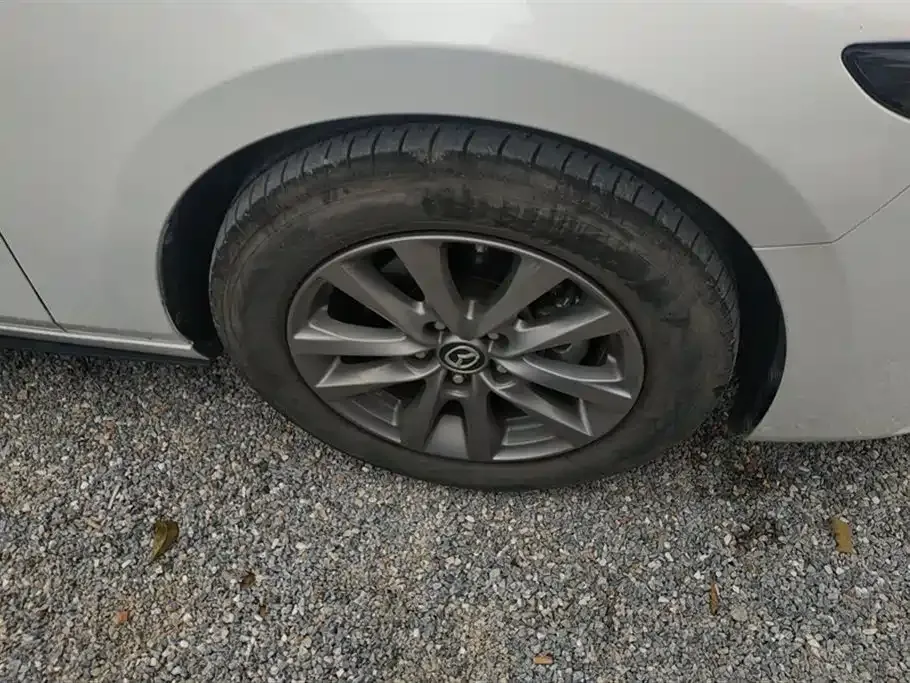 Mazda 3 Axela 2023 из CN, фото 6