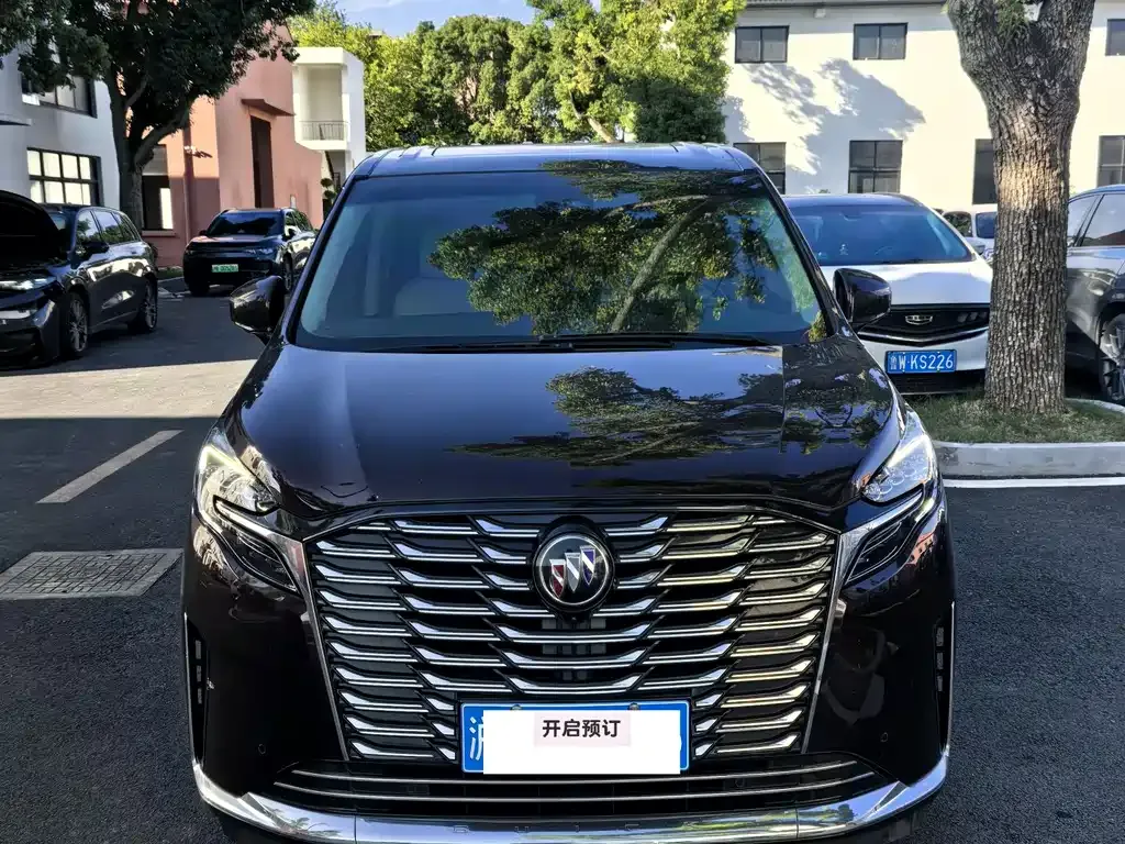 Buick GL8 2022 из CN, фото 1