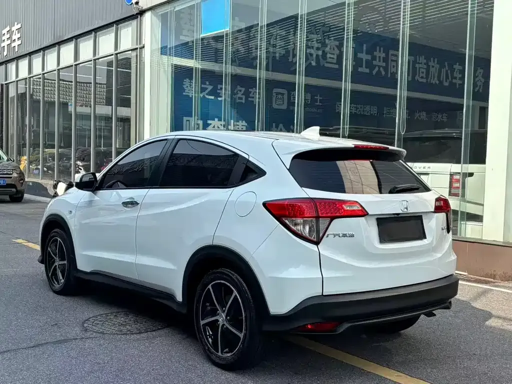 Honda Vezel 2022 из CN, фото 9