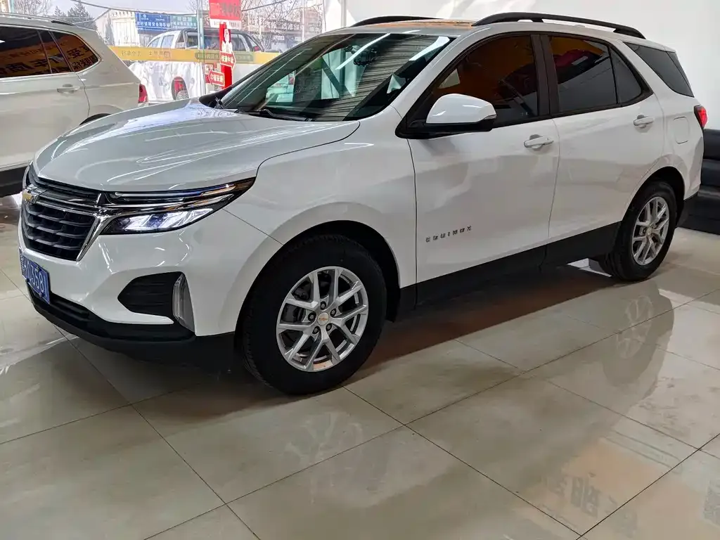 Chevrolet Equinox 2022 из CN, фото 1