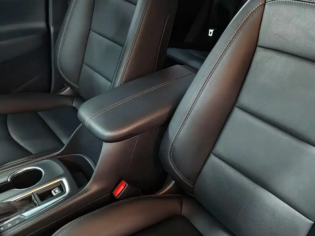 Chevrolet Equinox 2022 из CN, фото 9