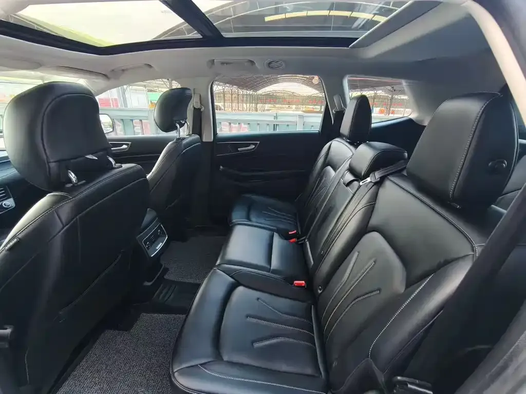 Ford Edge 2022 из CN, фото 9