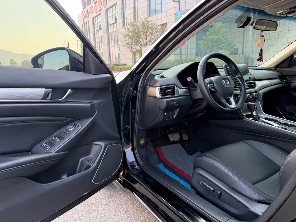 Honda Accord 2021 из CN, фото 7