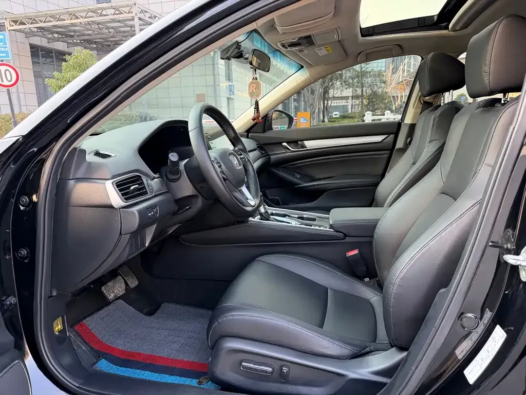 Honda Accord 2021 из CN, фото 9