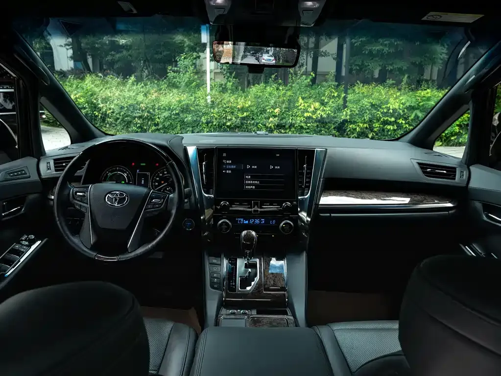 Toyota Alphard 2021 из CN, фото 2