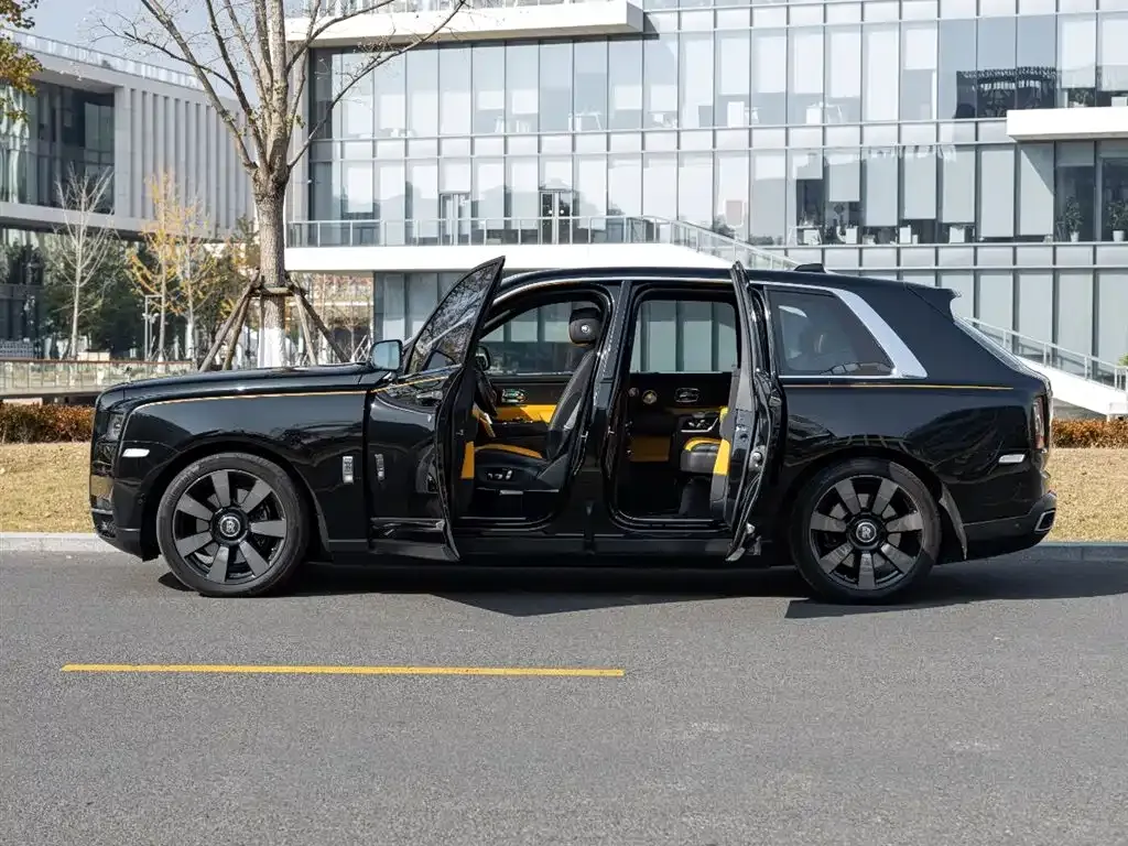 Rolls-Royce Cullinan 2022 из CN, фото 10