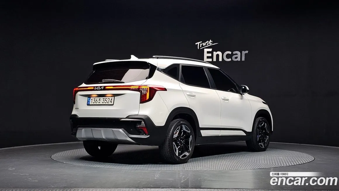 Kia Seltos 2023 из KR, фото 2