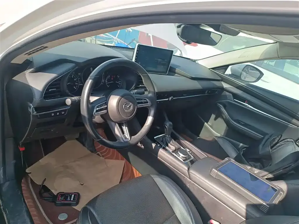 Mazda 3 Axela 2021 из CN, фото 2