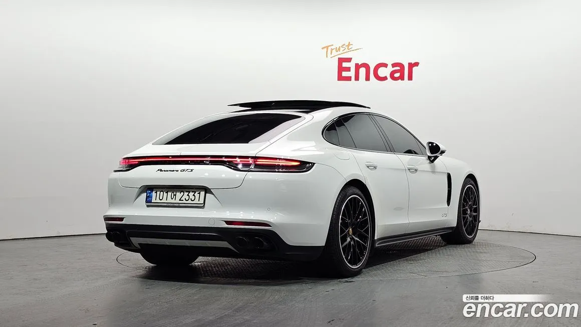 Porsche Panamera — фото 10