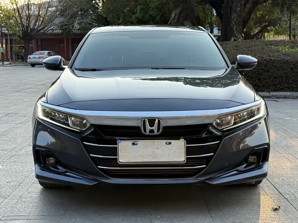 Honda Accord — фото 5