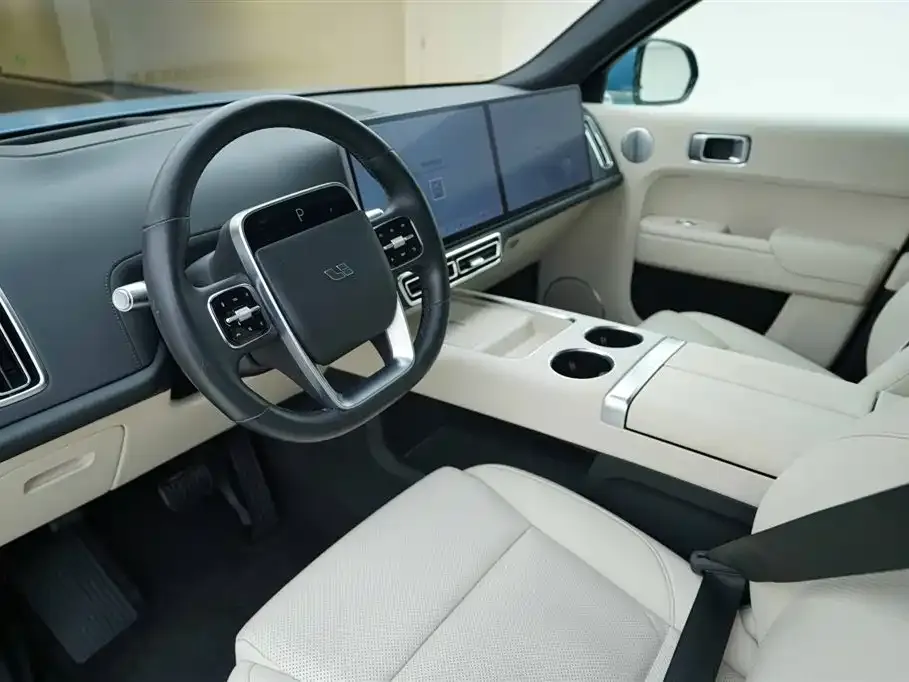 Li Auto L8 2023 из CN, фото 5