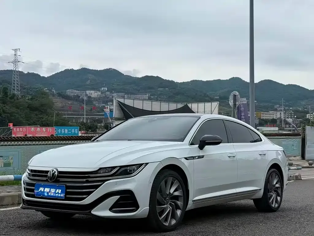 Volkswagen CC 2022 из CN, фото 1
