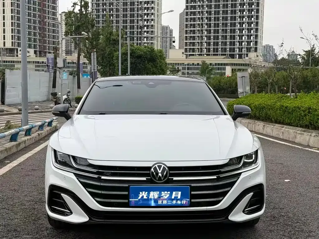 Volkswagen CC 2022 из CN, фото 2