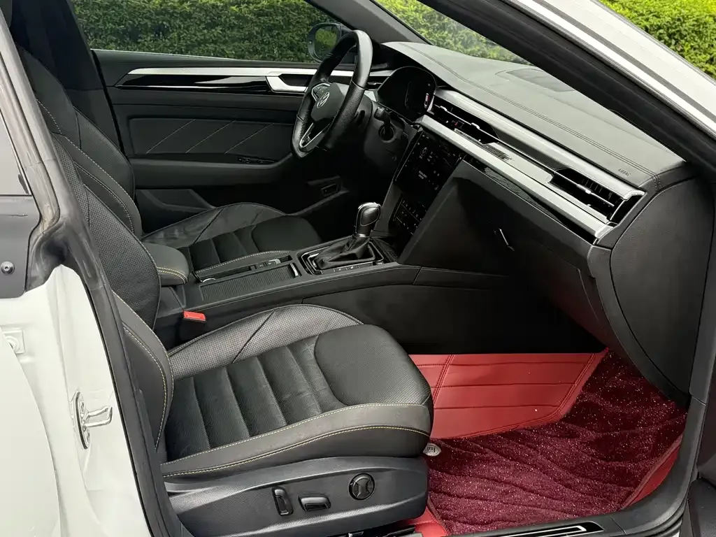 Volkswagen CC 2022 из CN, фото 6