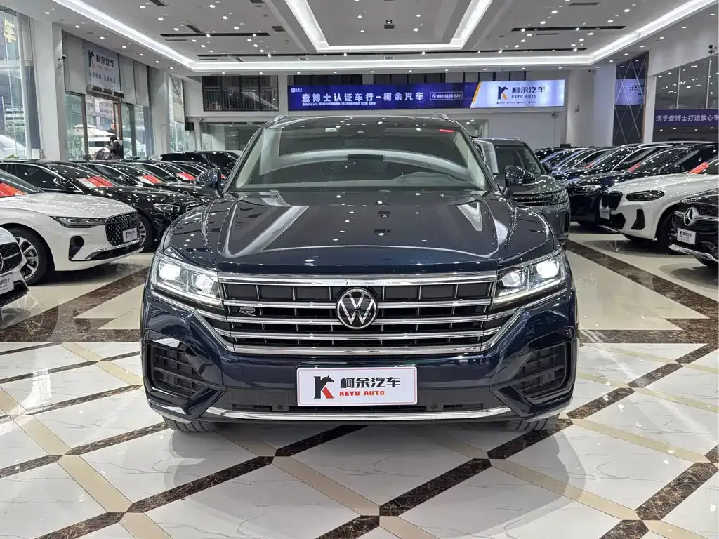 Volkswagen Touareg 2023 из CN, фото 9